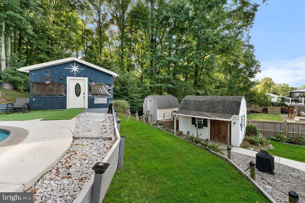 9217 EASY STREET