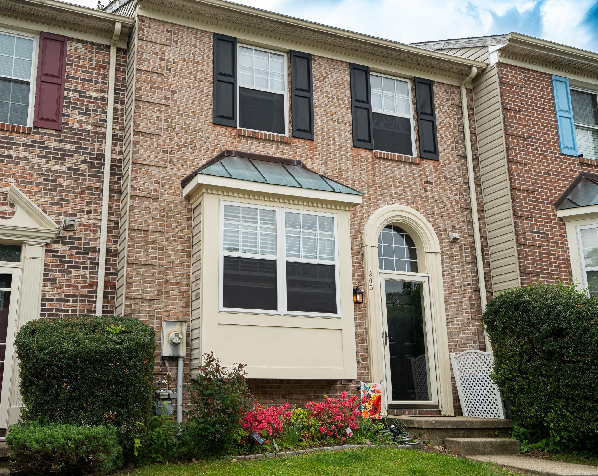203 FERRING COURT
