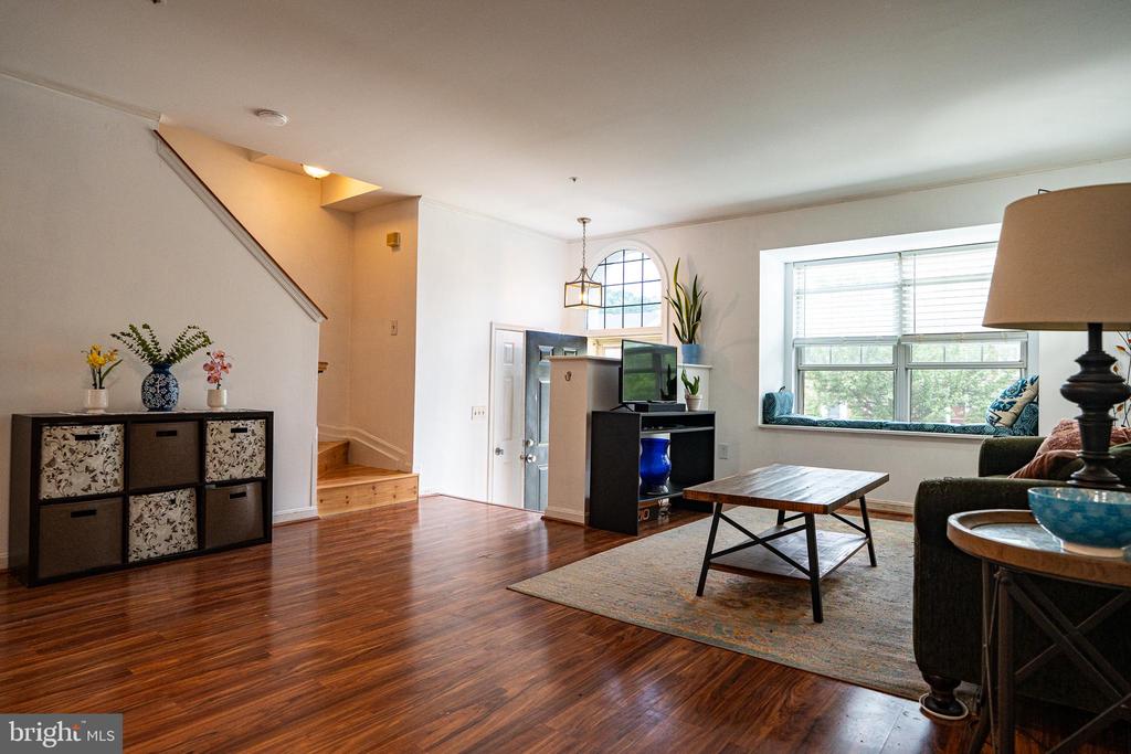 203 FERRING COURT