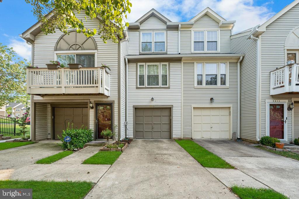 9415 NICKLAUS LANE Unit: 63