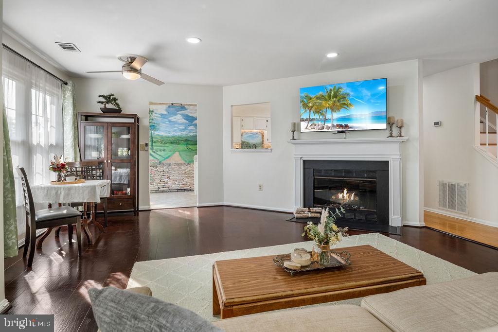 9415 NICKLAUS LANE Unit: 63