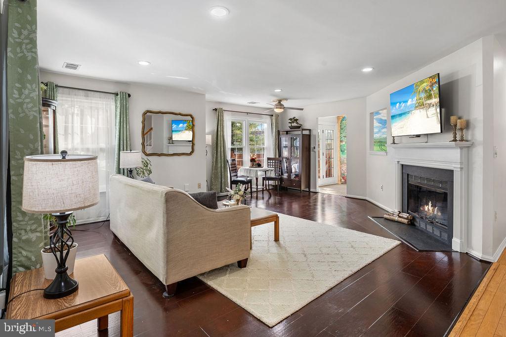 9415 NICKLAUS LANE Unit: 63