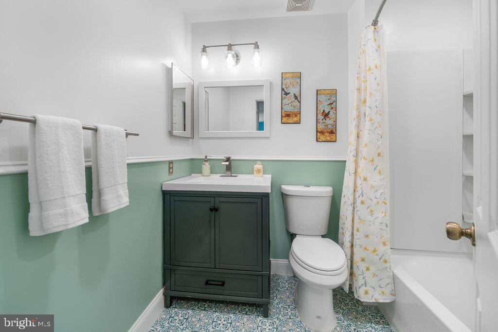 9415 NICKLAUS LANE Unit: 63
