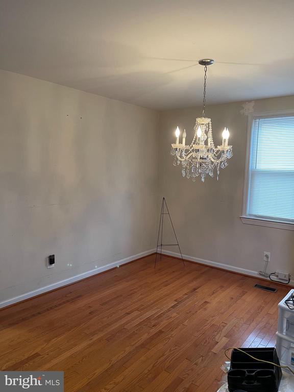 3423 FORESTVILLE PLACE
