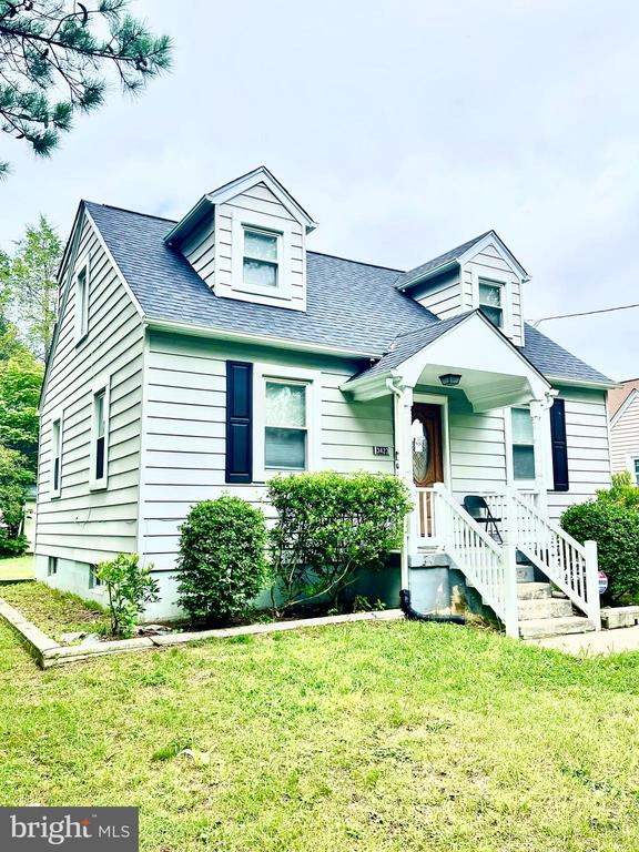 3423 FORESTVILLE PLACE