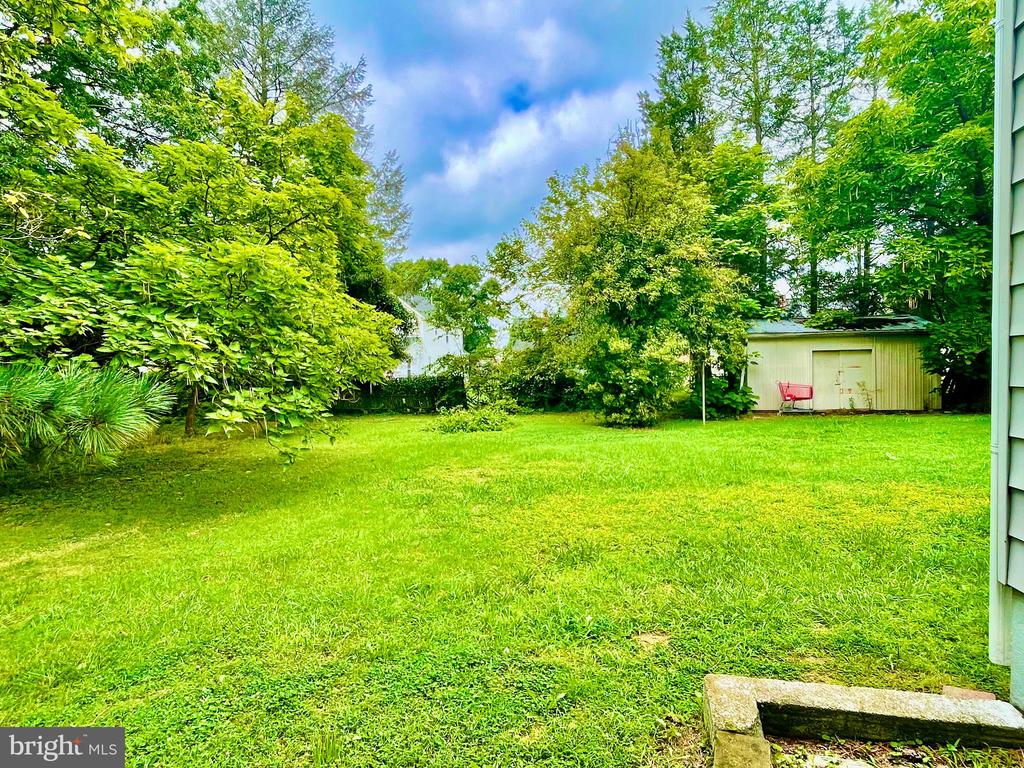 3423 FORESTVILLE PLACE