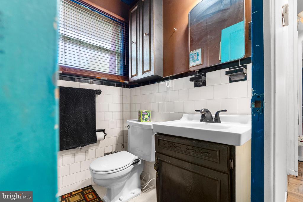 1018 5TH STREET