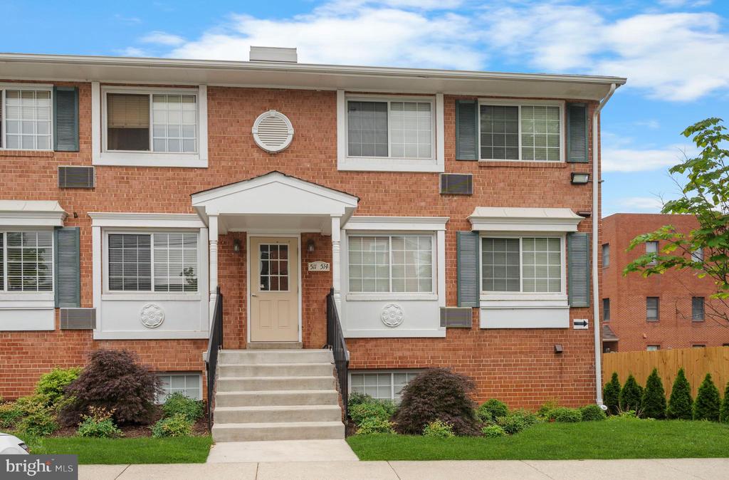 610 MAIN STREET Unit: 511