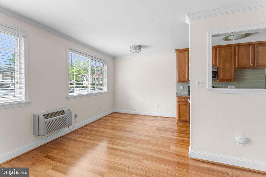 610 MAIN STREET Unit: 511