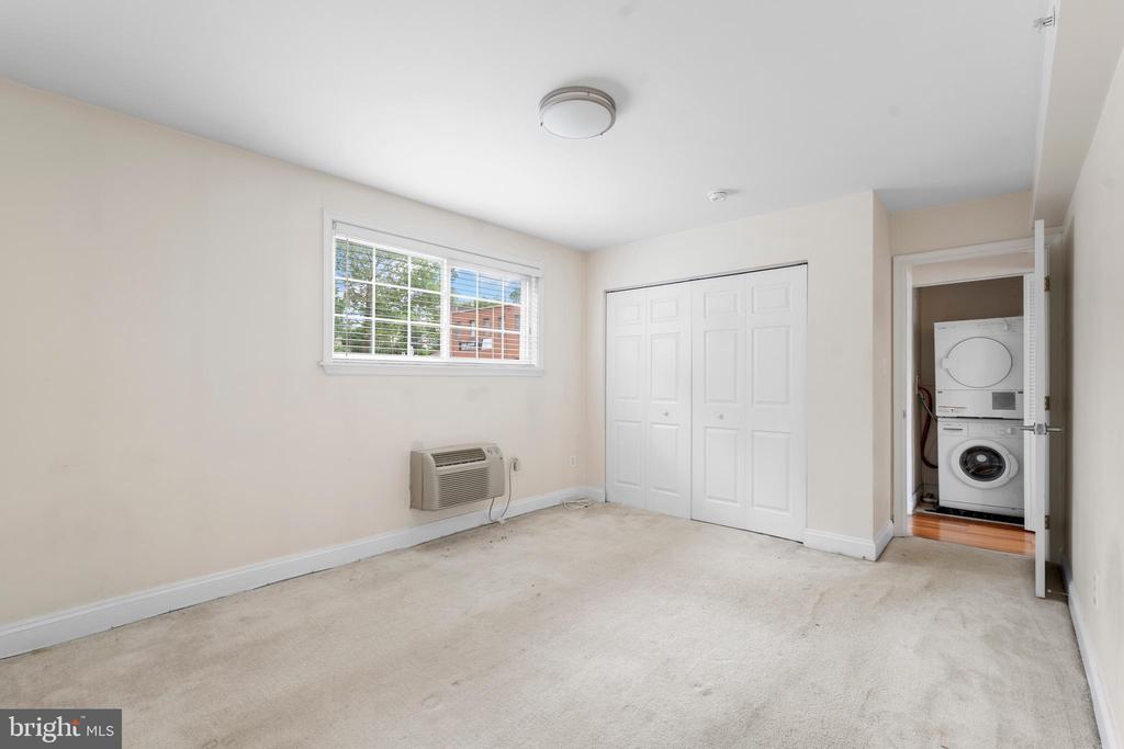 610 MAIN STREET Unit: 511