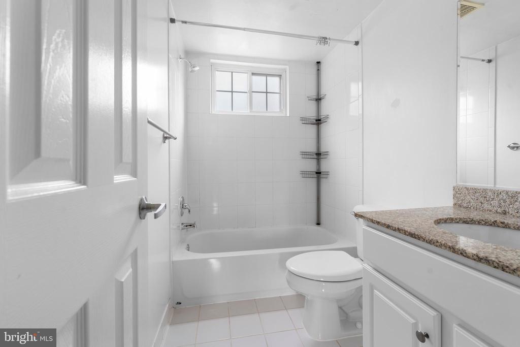 610 MAIN STREET Unit: 511