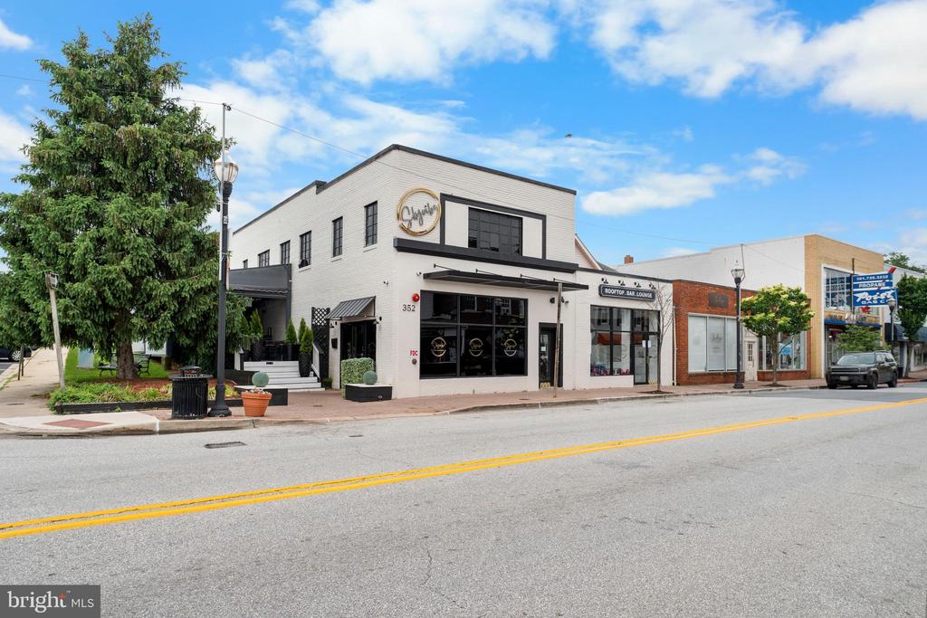 610 MAIN STREET Unit: 511