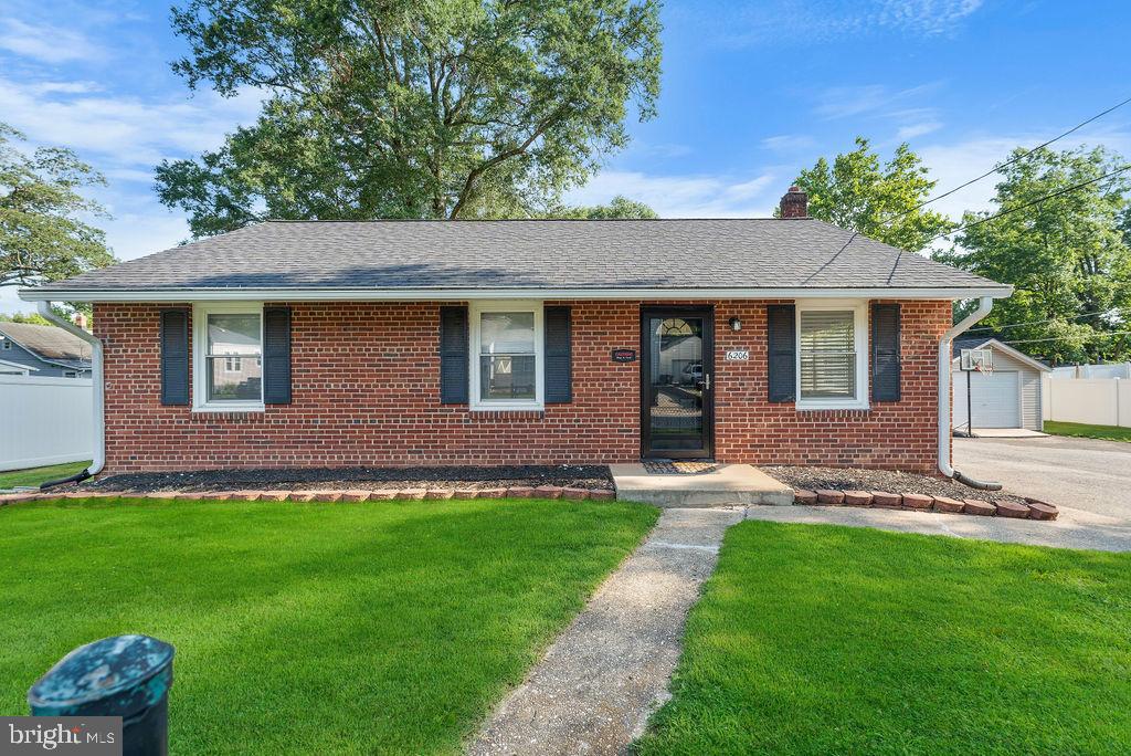 6206 WOODLEY ROAD