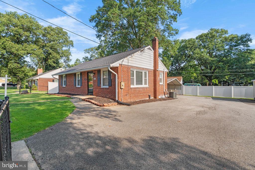 6206 WOODLEY ROAD