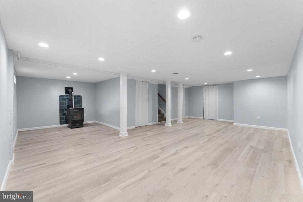 6206 WOODLEY ROAD