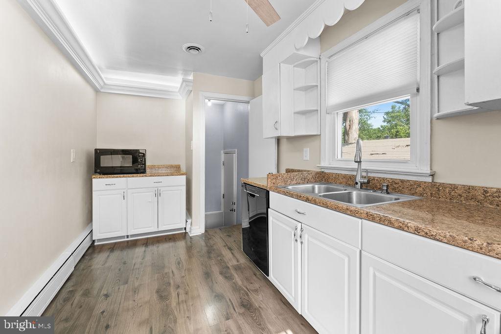 6206 WOODLEY ROAD
