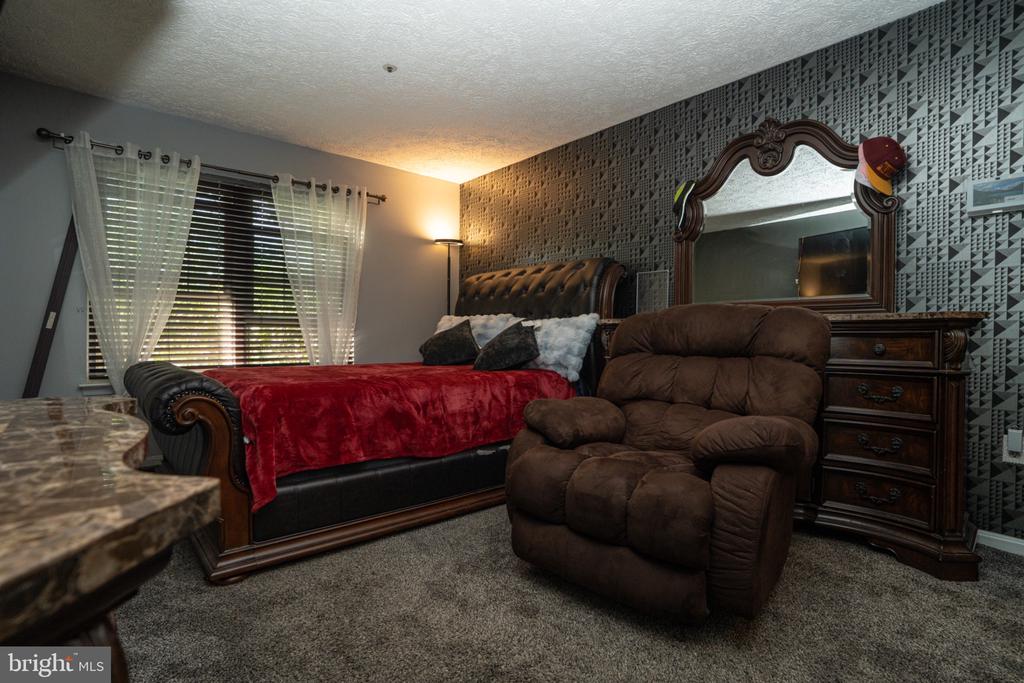16117 BROOKMEAD COURT