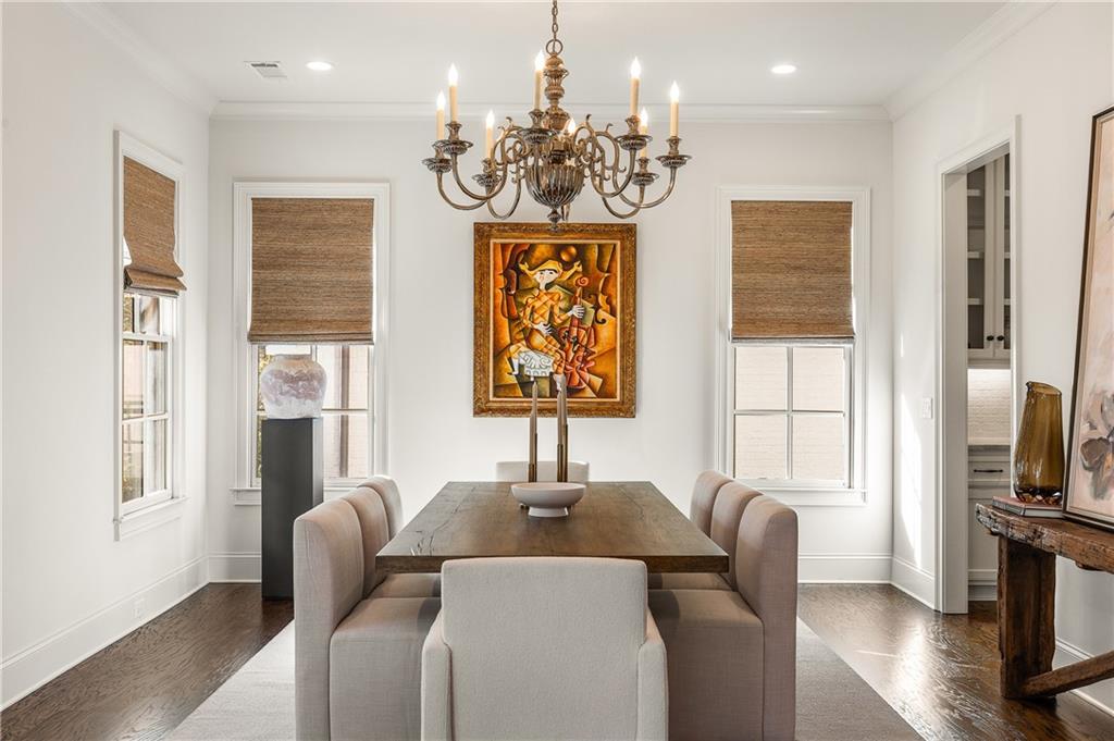 251 Chastain Park Drive NE