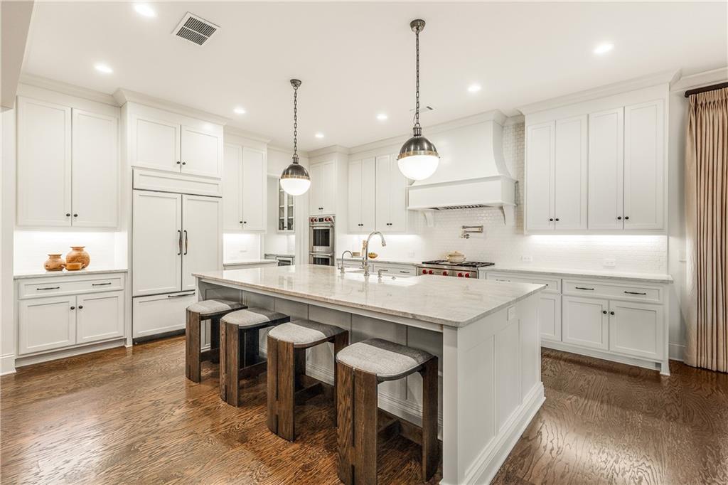 251 Chastain Park Drive NE