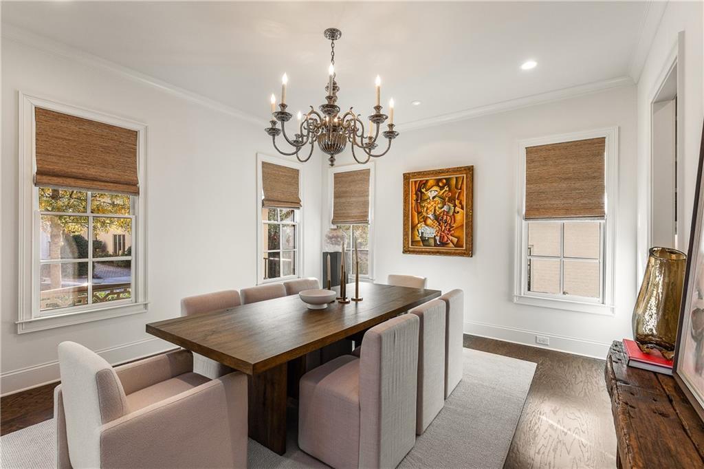 251 Chastain Park Drive NE