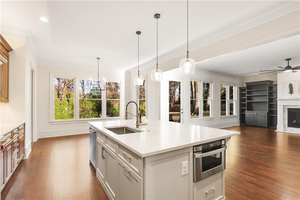 2589 Ashford Road NE