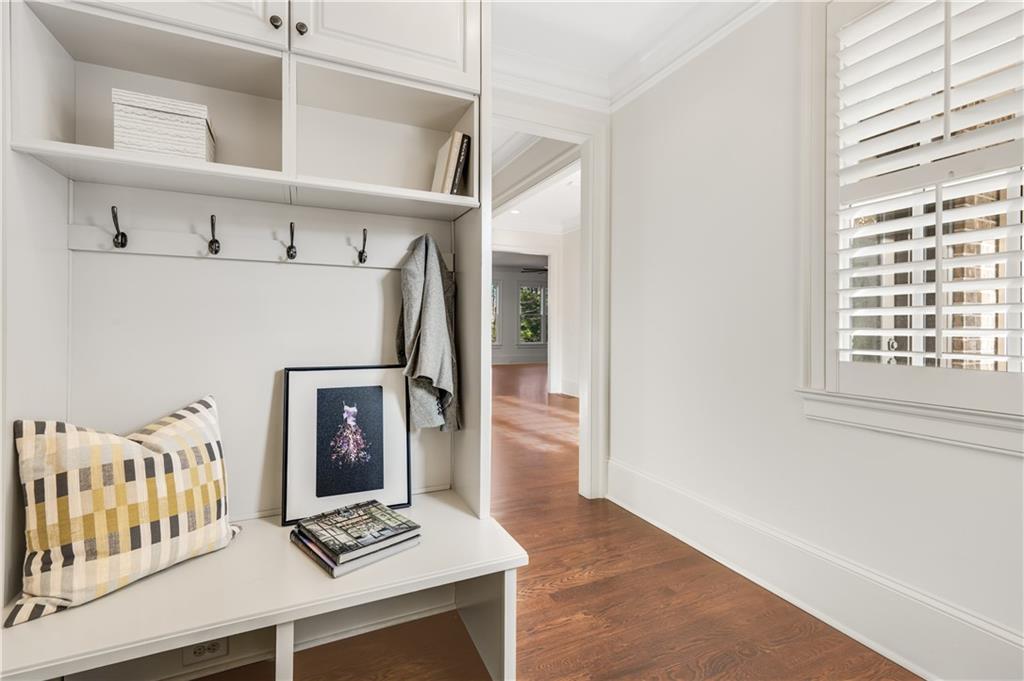 2589 Ashford Road NE