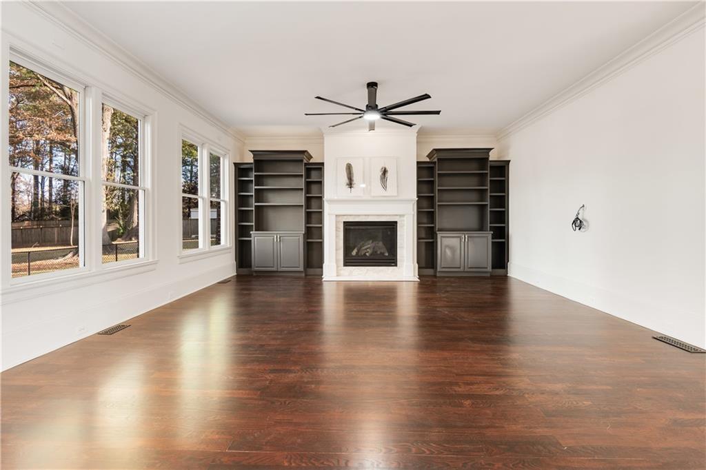 2589 Ashford Road NE