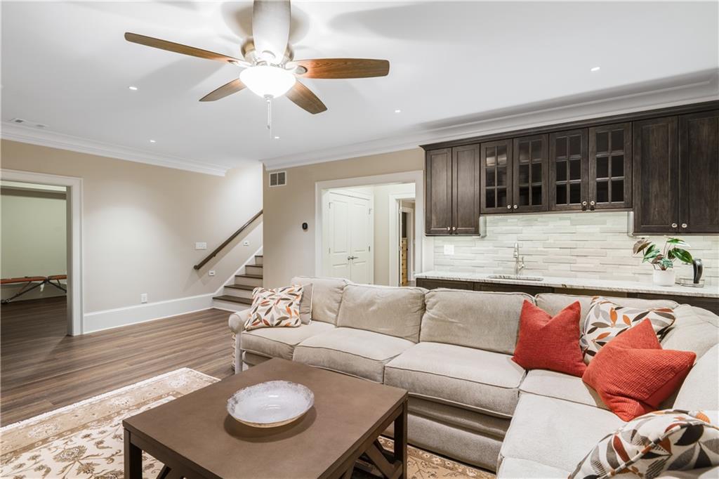 2589 Ashford Road NE