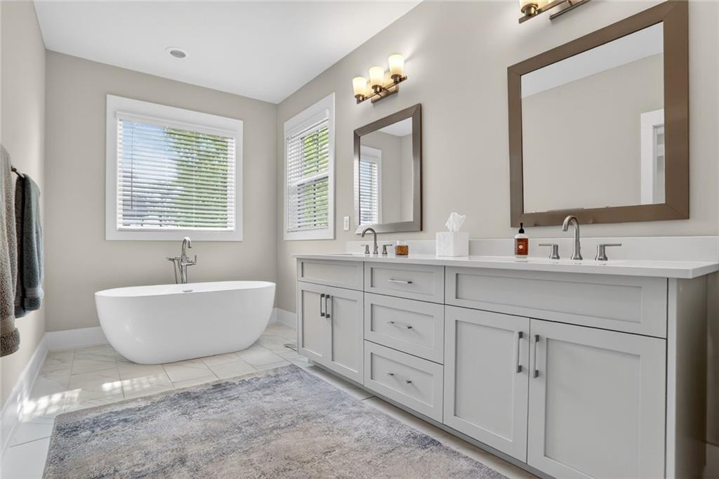 1307 Markham Road
