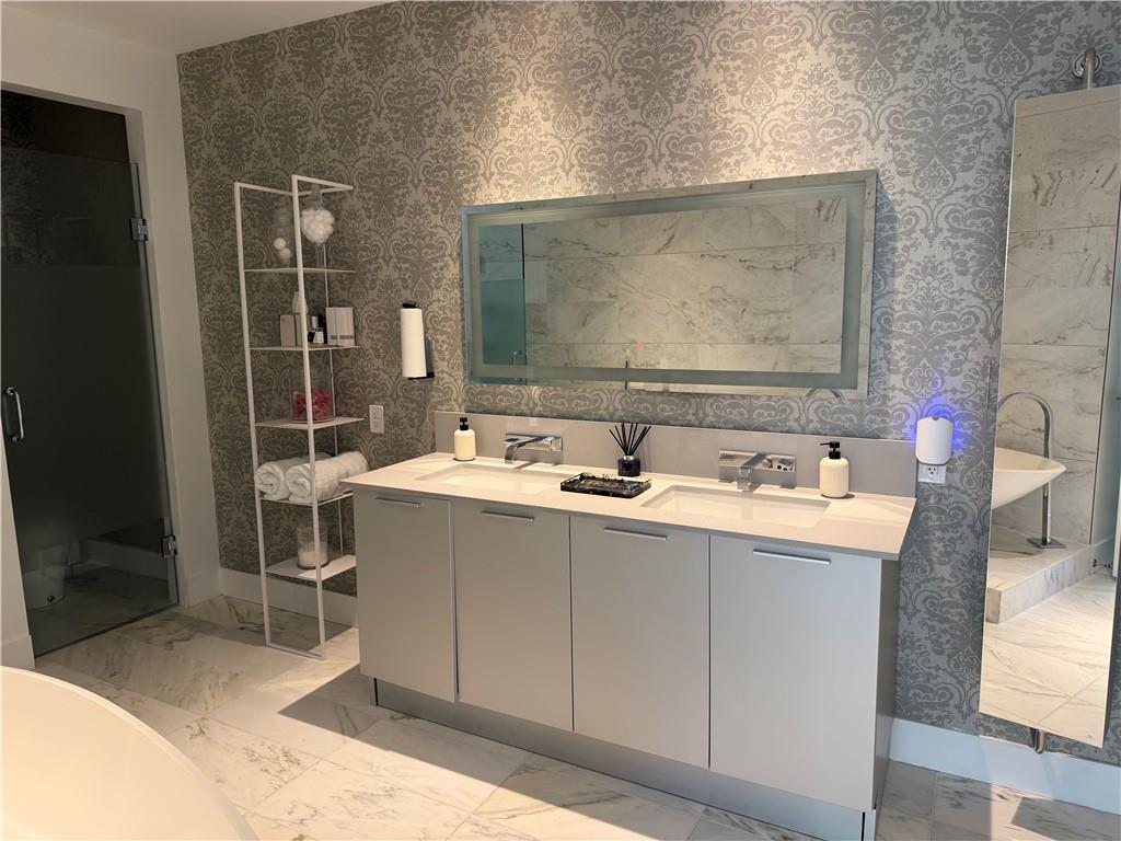 45 Ivan Allen Jr NW Boulevard NW Unit 2701