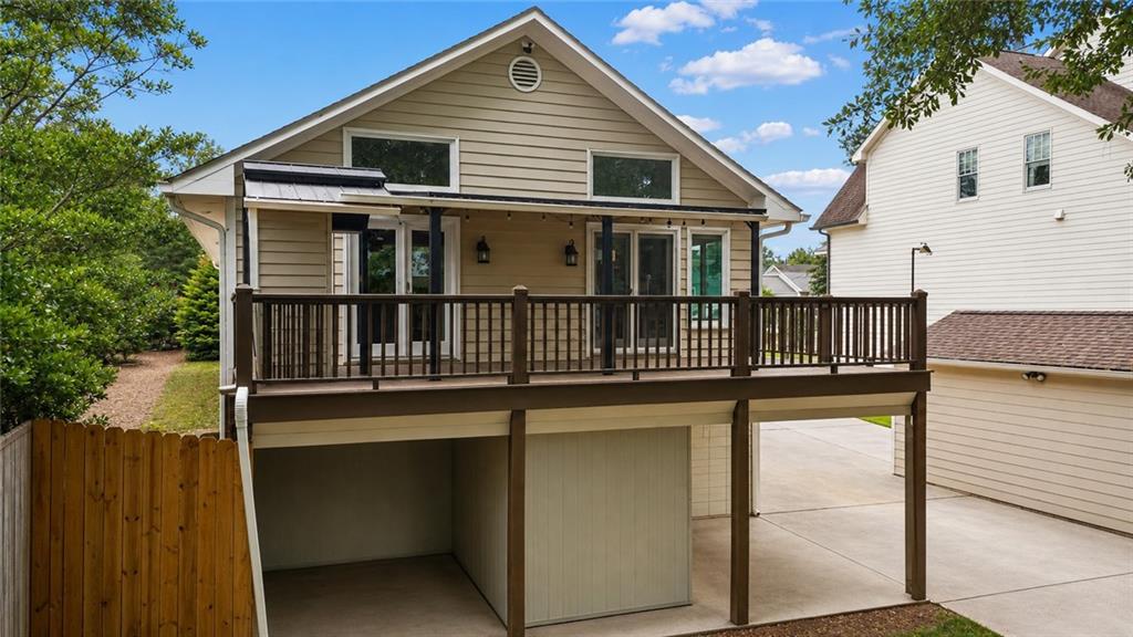 2302 Briarwood Hills Drive NE