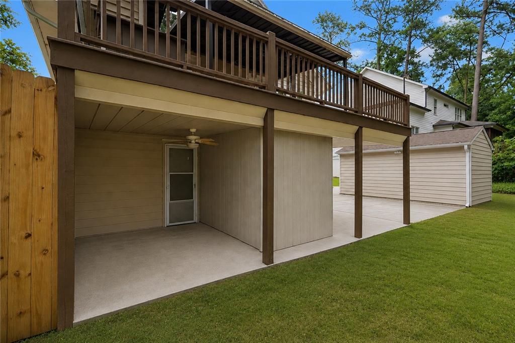 2302 Briarwood Hills Drive NE