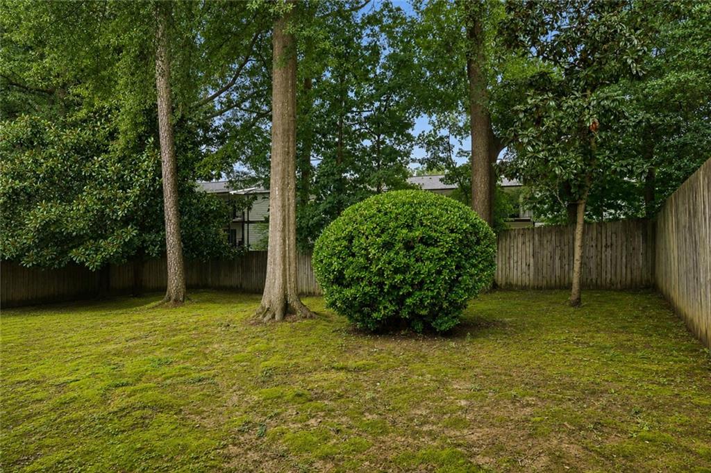 2302 Briarwood Hills Drive NE