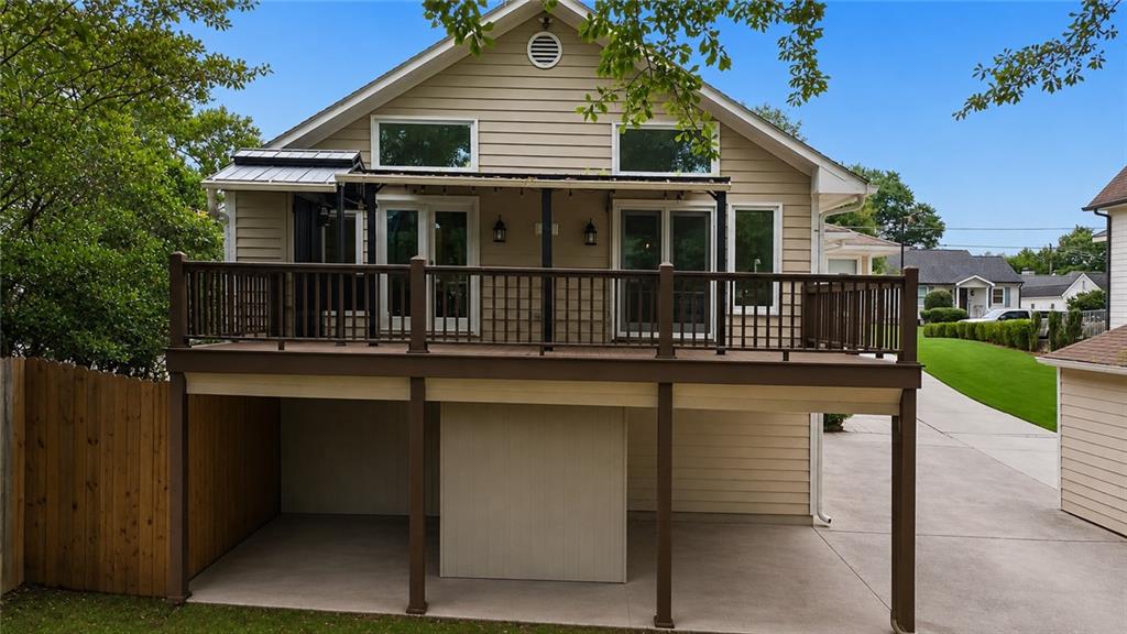 2302 Briarwood Hills Drive NE
