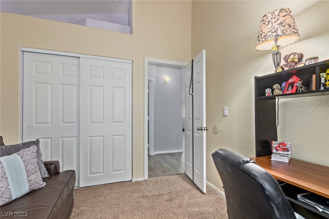 837 Holly Lake Way