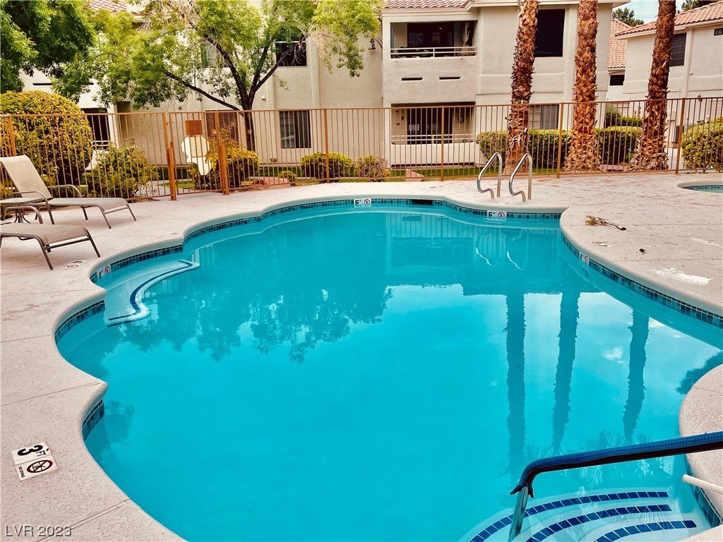 2611 South Durango Drive 204