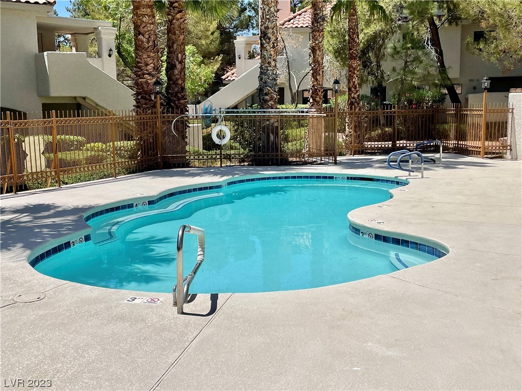 2611 South Durango Drive 204