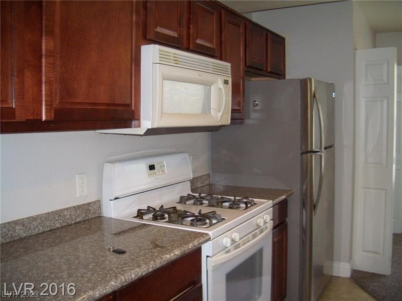 2801 RAINBOW Boulevard 205