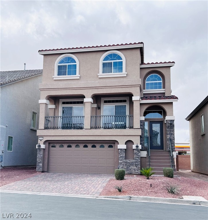 10085 Griffin Creek Street
