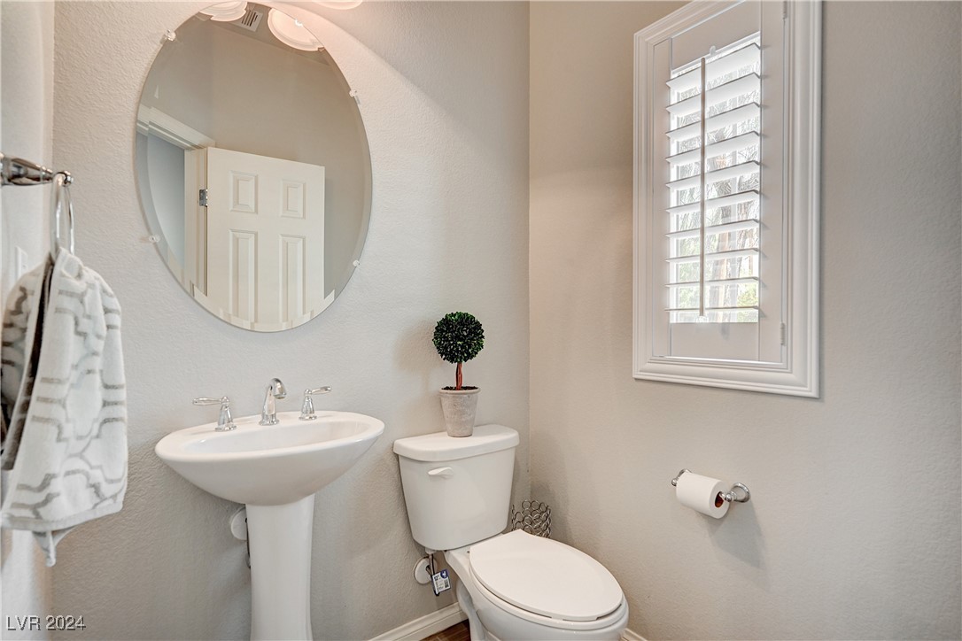 7211 South Bronco Street