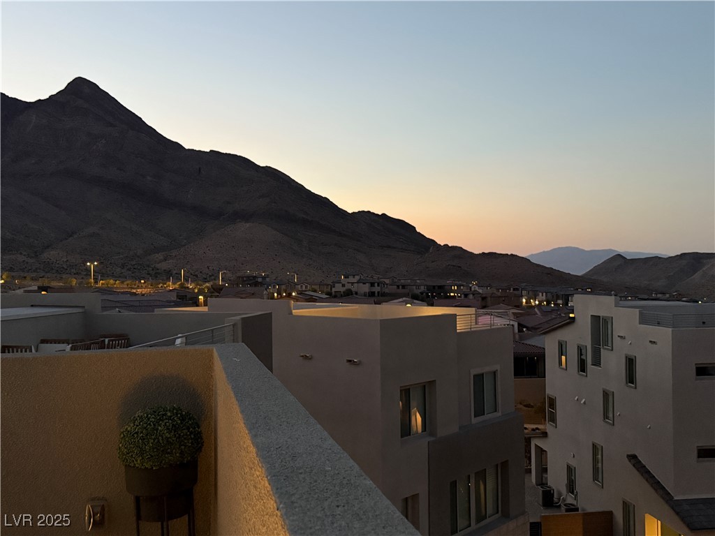 2151 Noble Perch Street