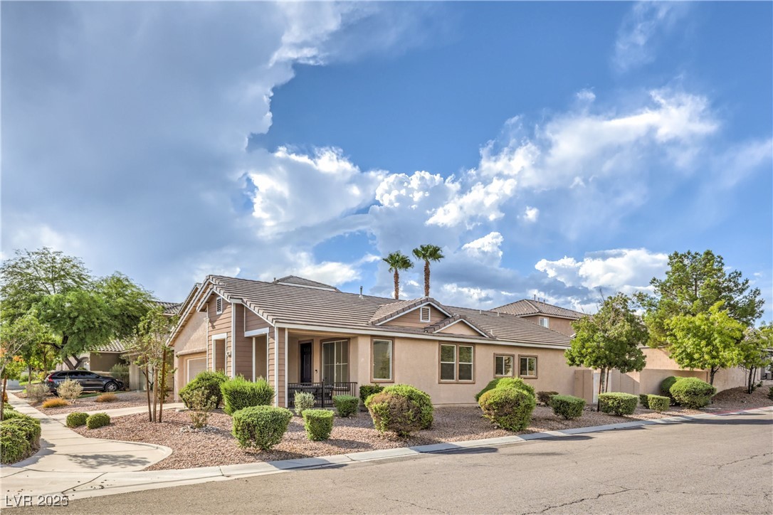 10762 Flame Vine Court