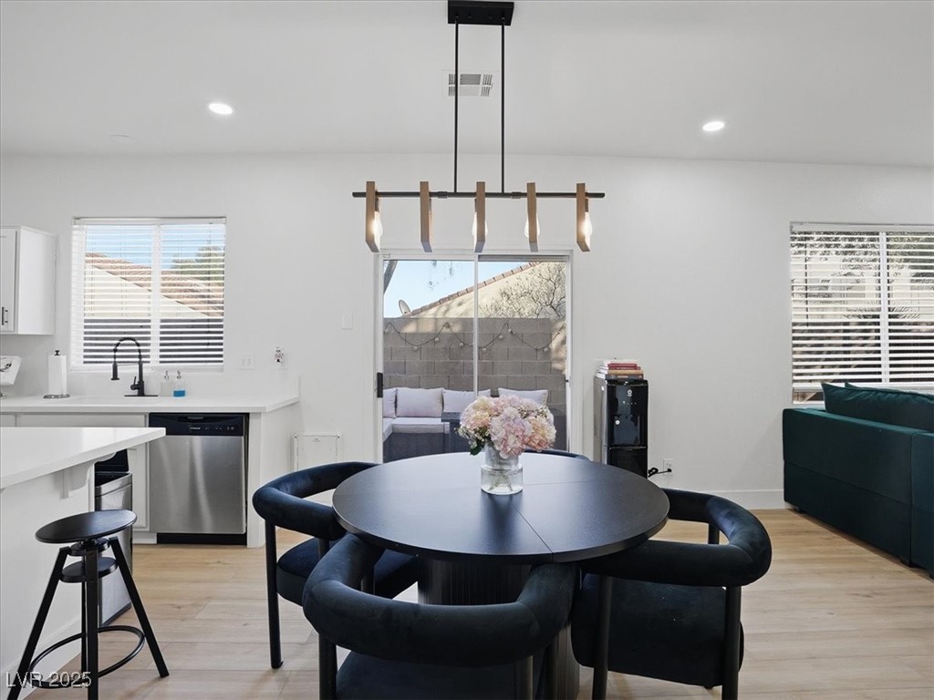 10852 Avenzano Street