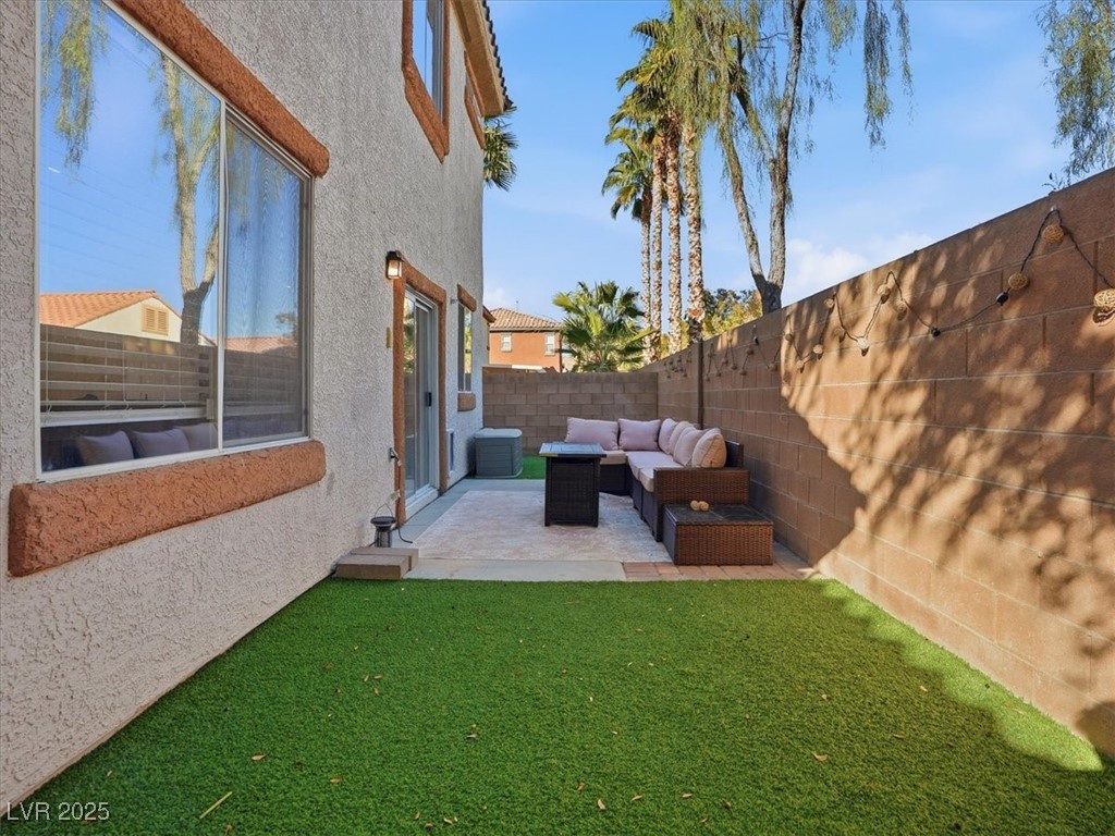 10852 Avenzano Street