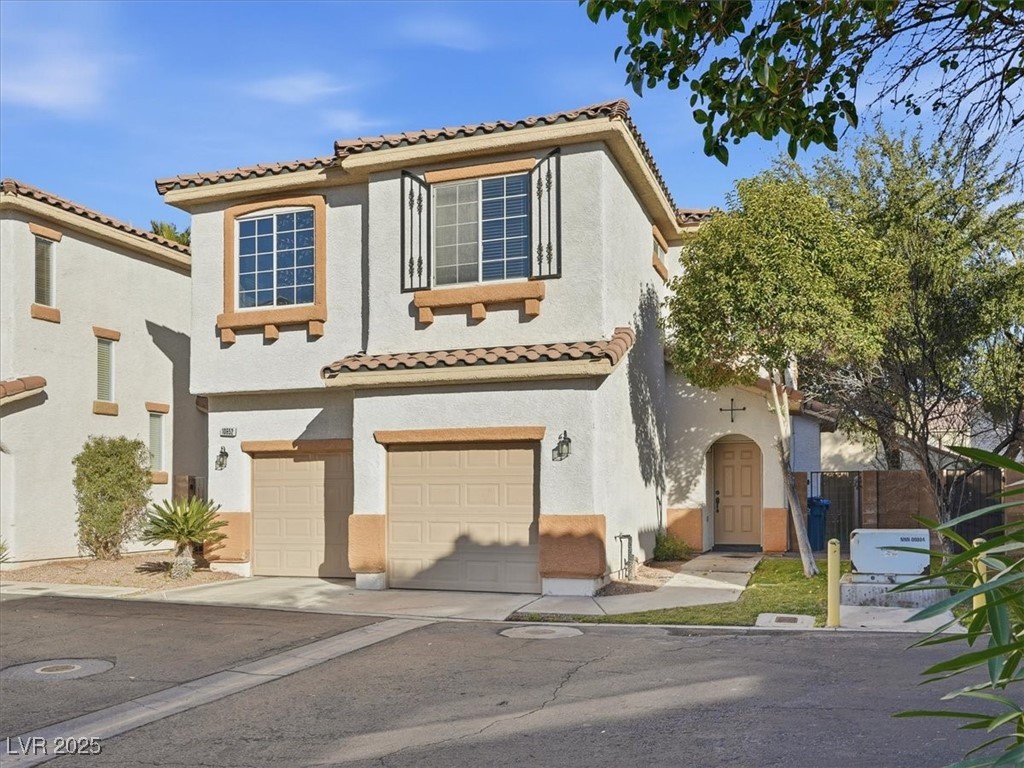 10852 Avenzano Street