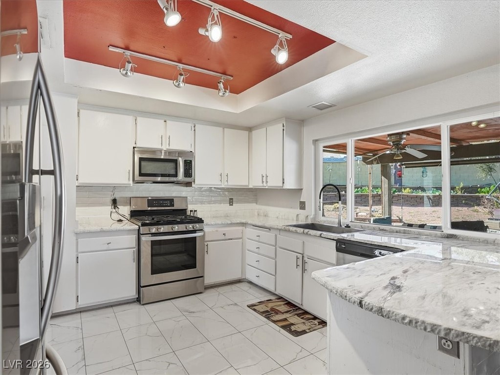 120 Foxdale Way