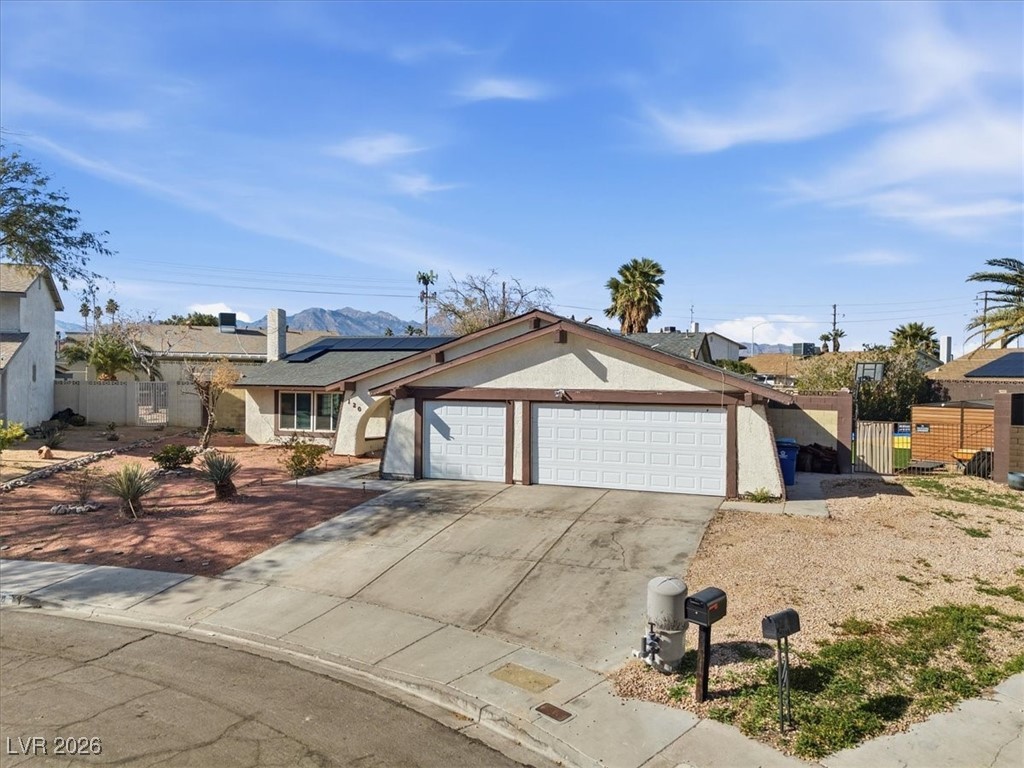 120 Foxdale Way