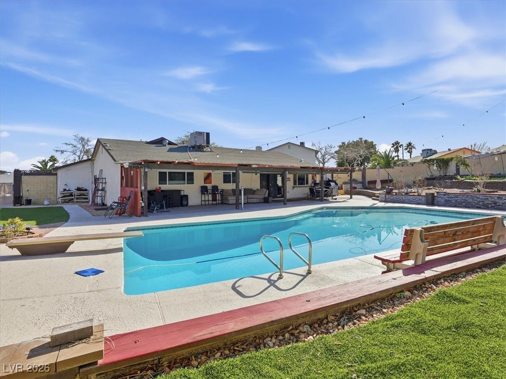 120 Foxdale Way