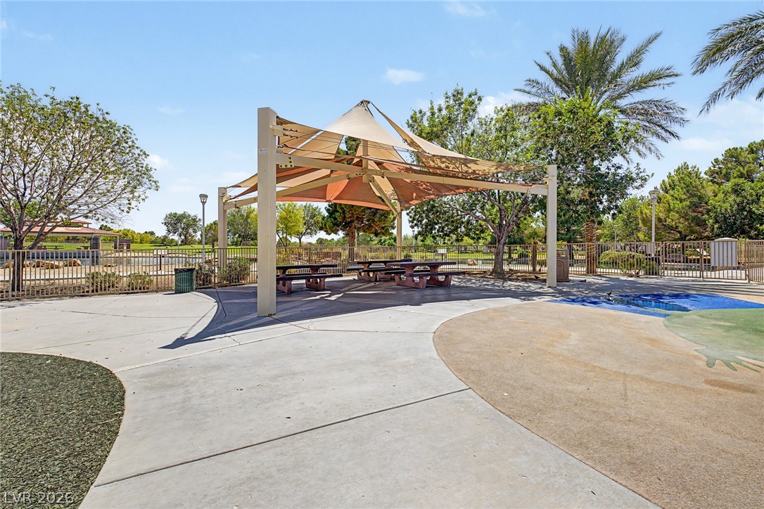 2924 Dowitcher Avenue