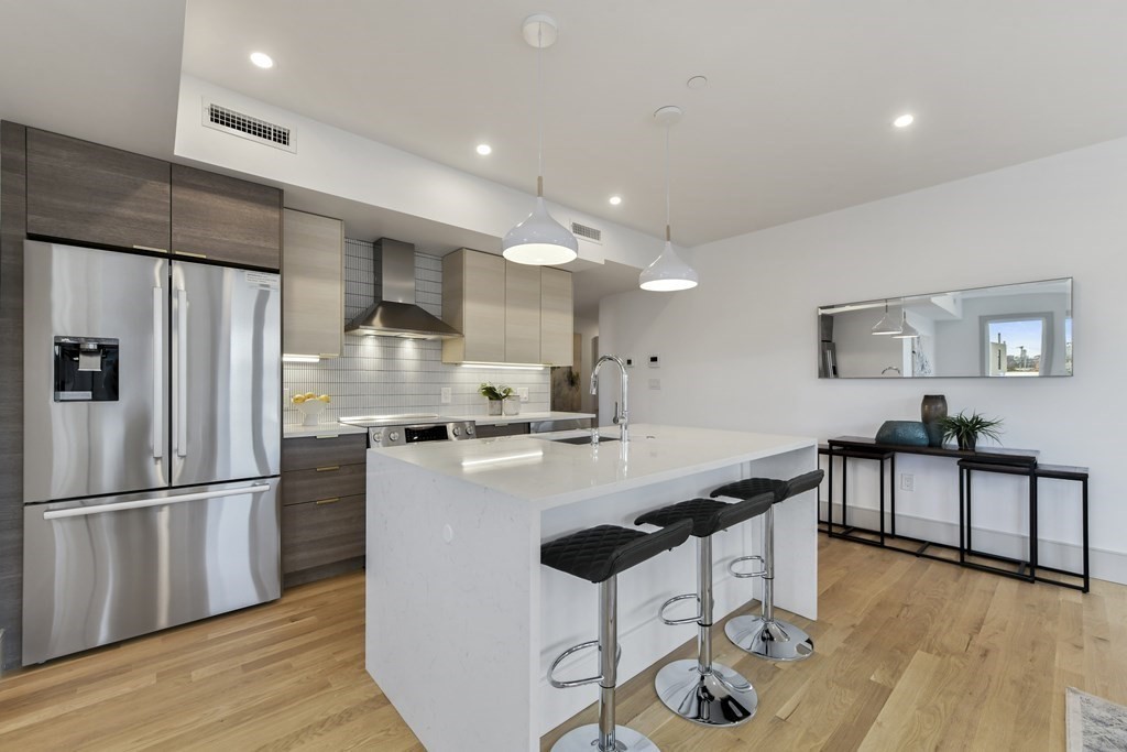 19-23 Clapp St # 7
